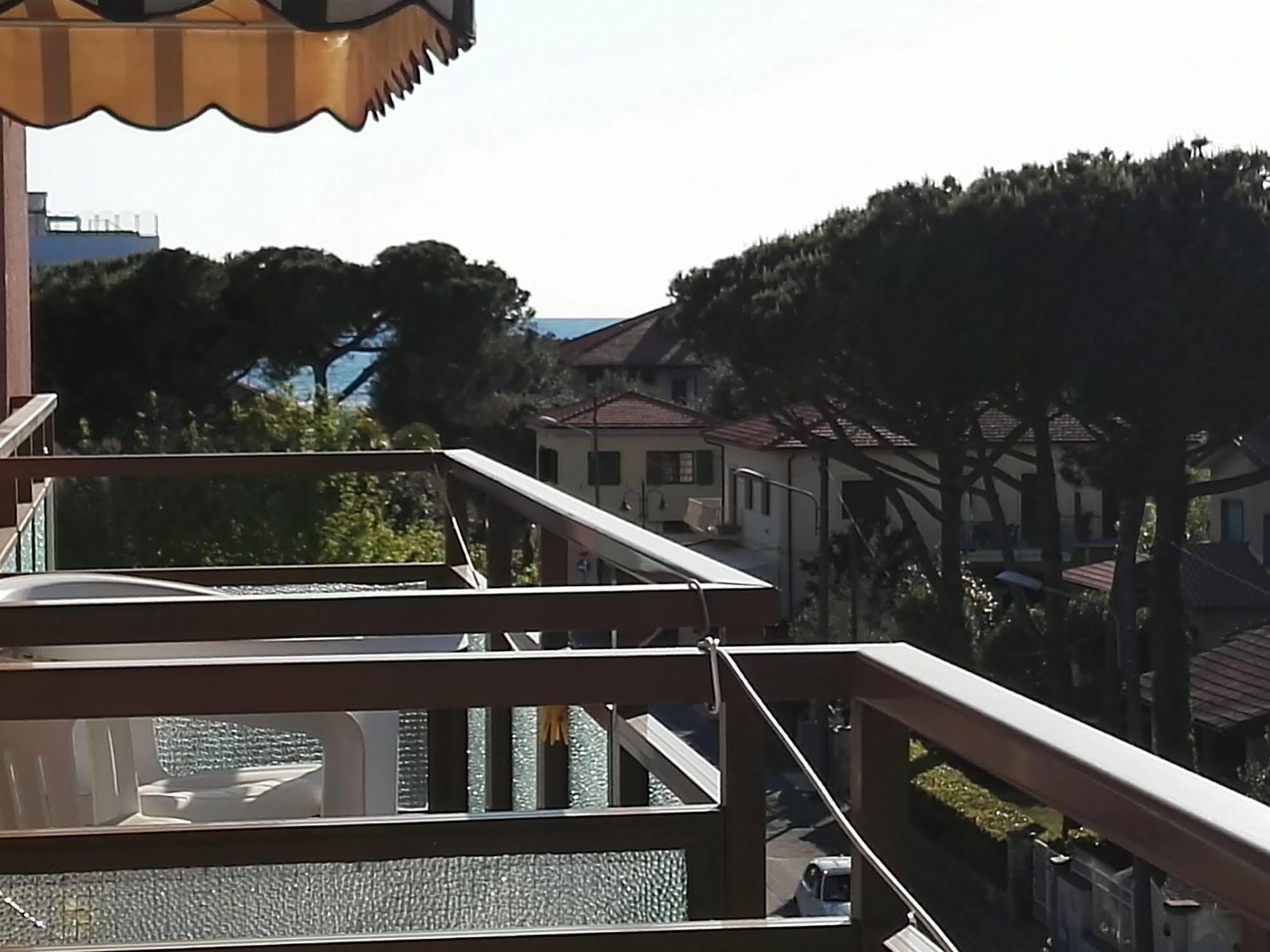 Hotel Elizabeth Marina di Pietrasanta Exteriér fotografie
