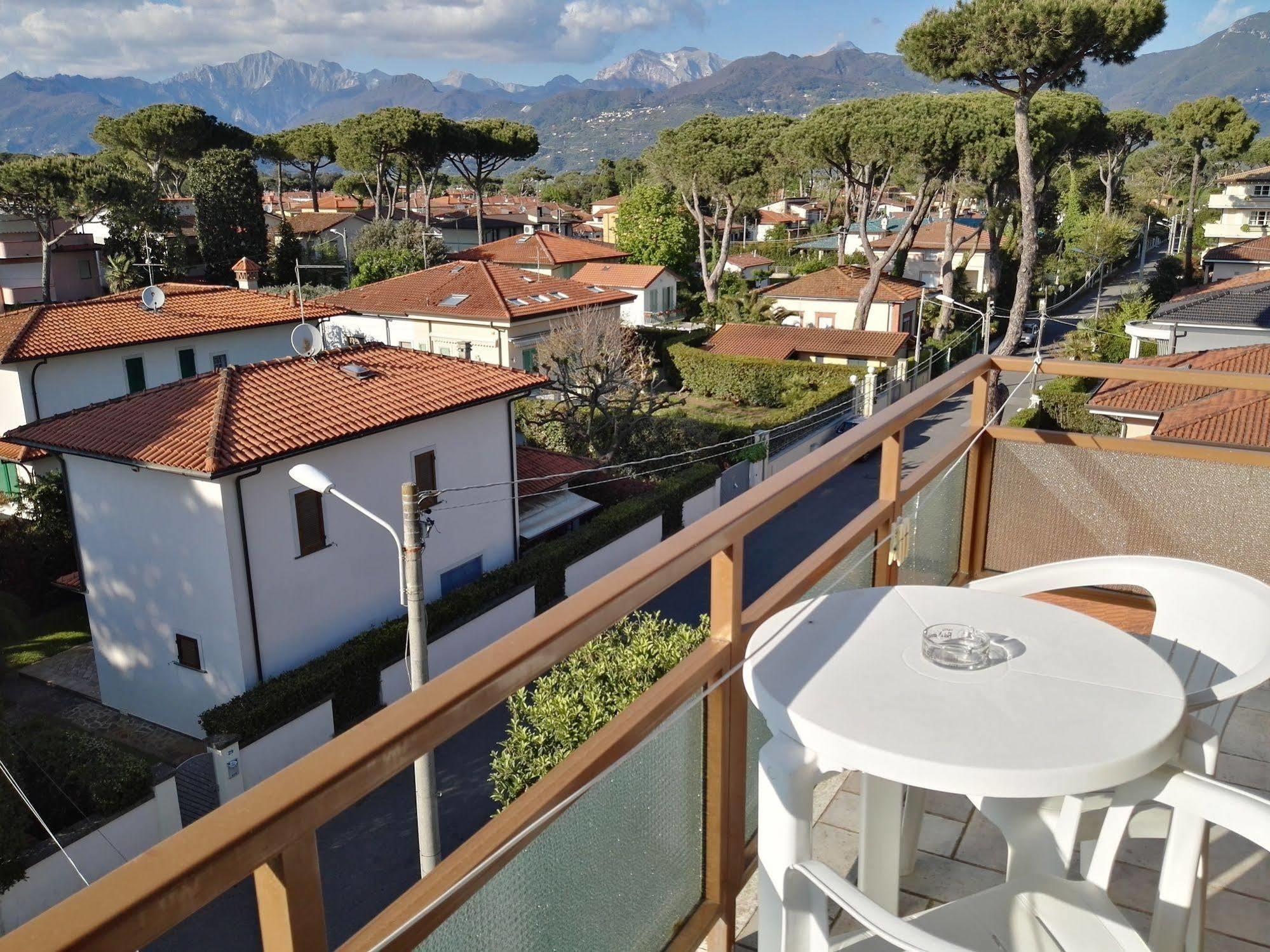 Hotel Elizabeth Marina di Pietrasanta Exteriér fotografie