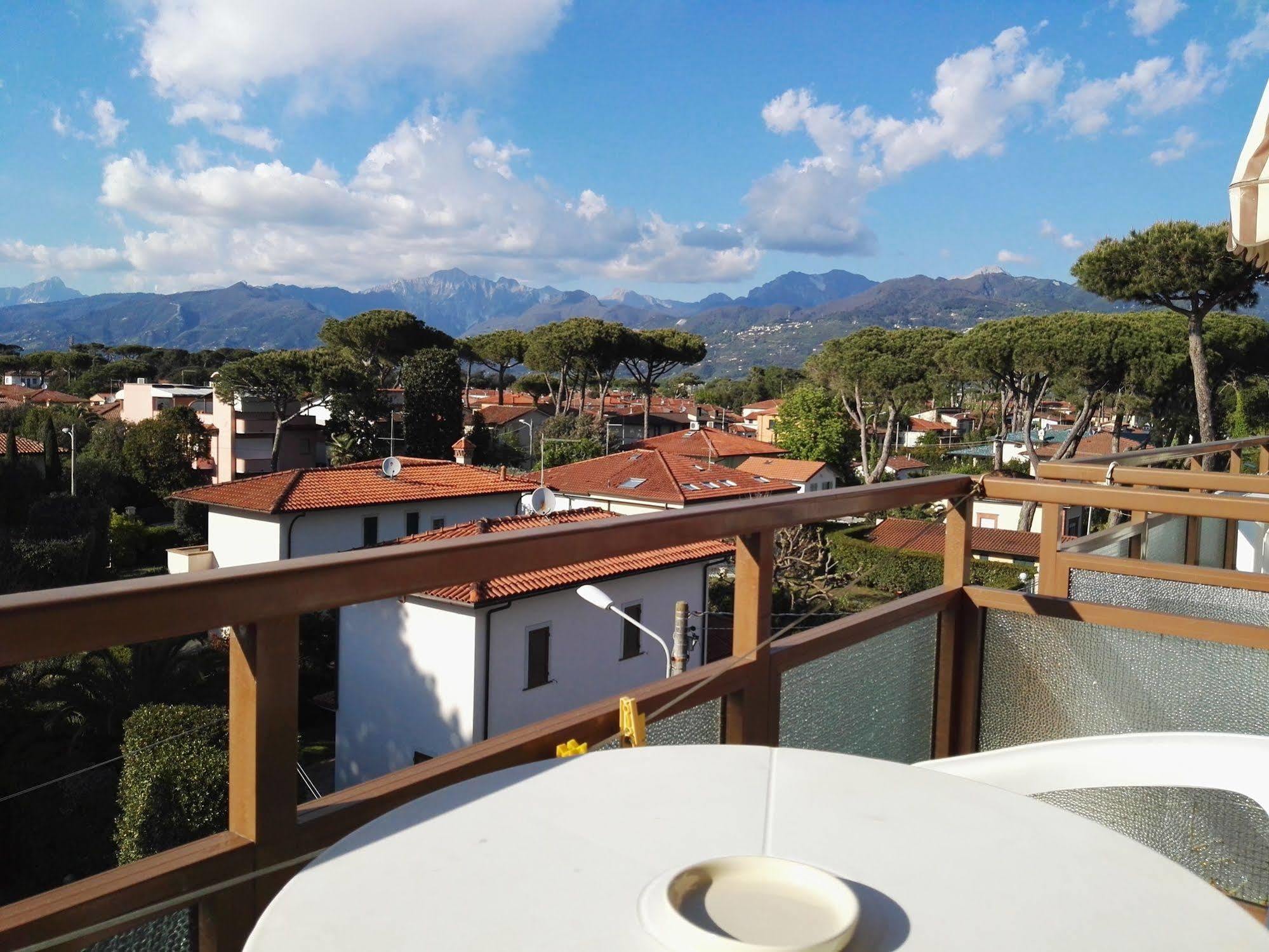 Hotel Elizabeth Marina di Pietrasanta Exteriér fotografie